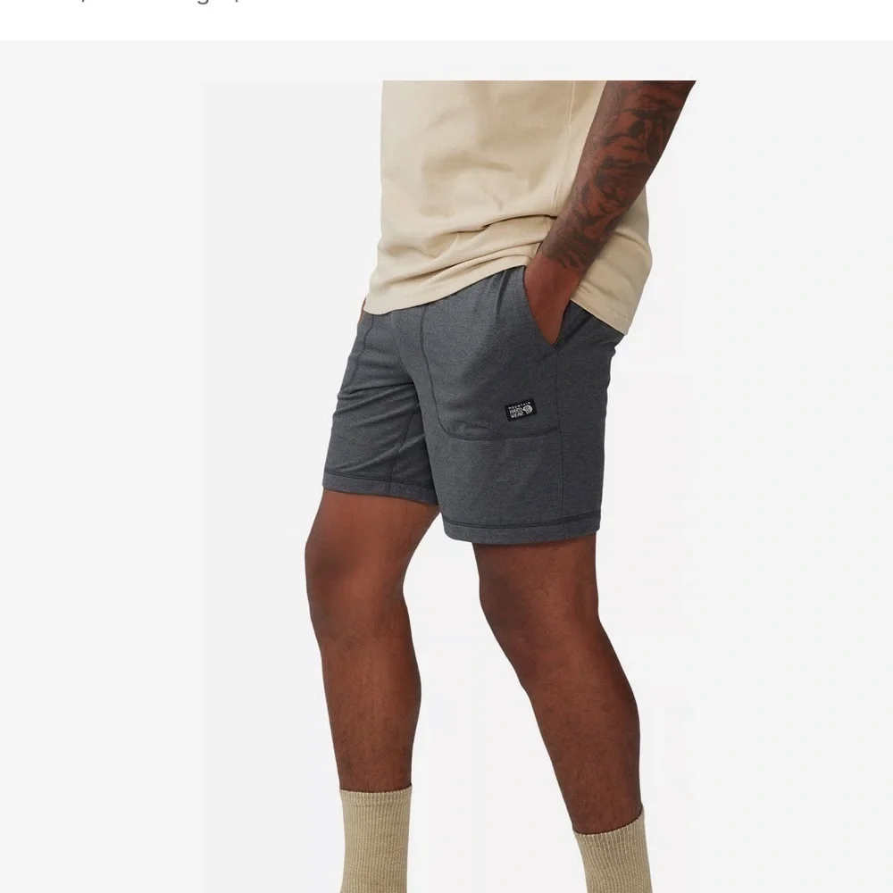 Mountain Hardware Chillaction Shorts